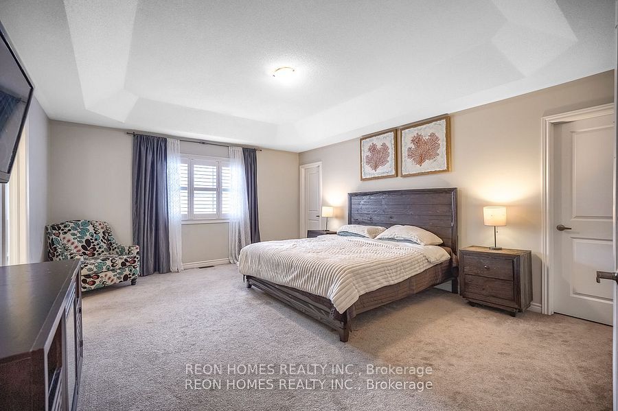 2142 Saffron Dr