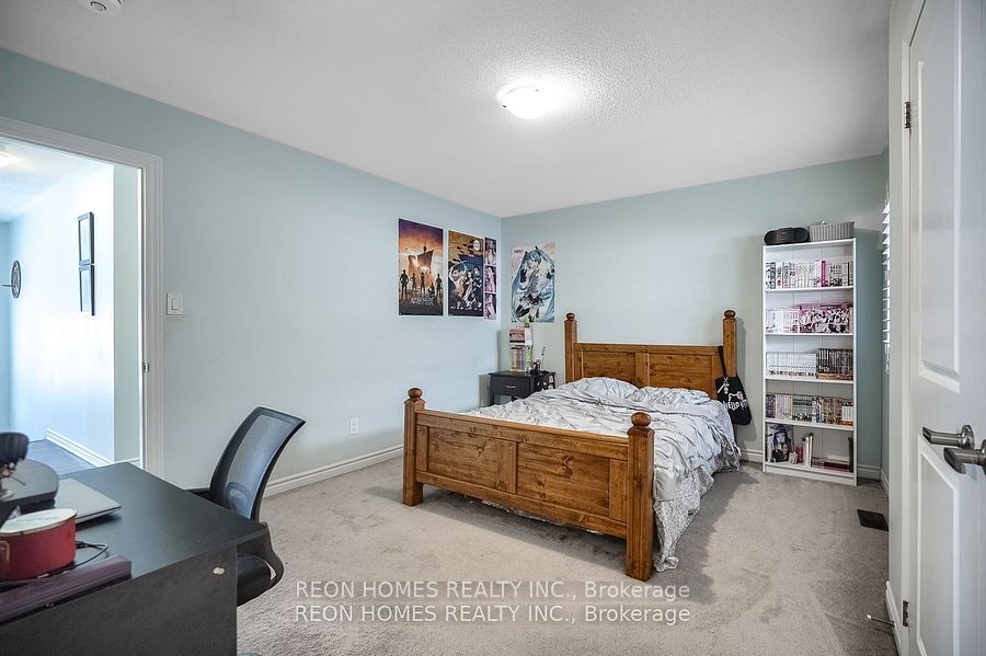 2142 Saffron Dr