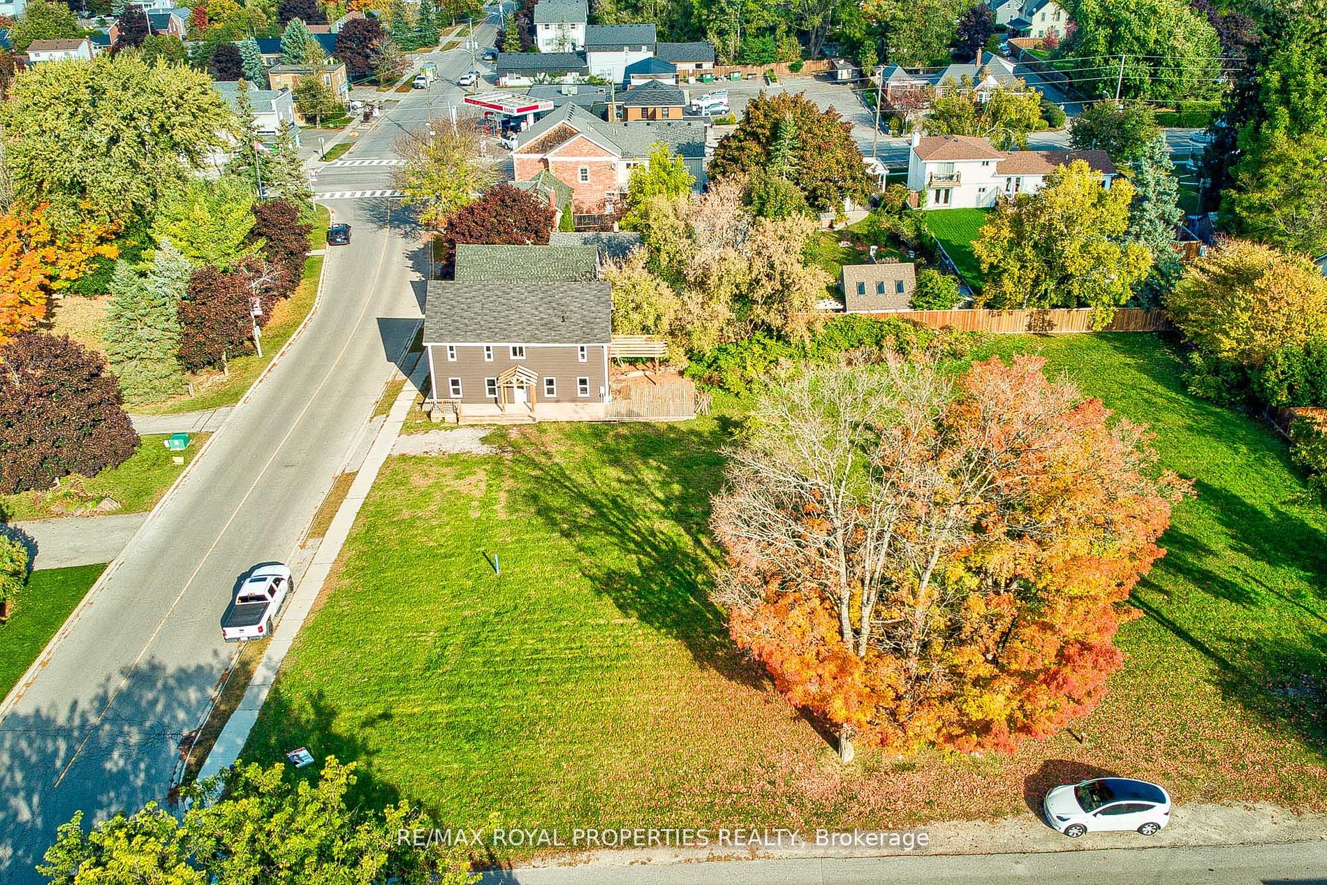 4973 Old Brock Rd
