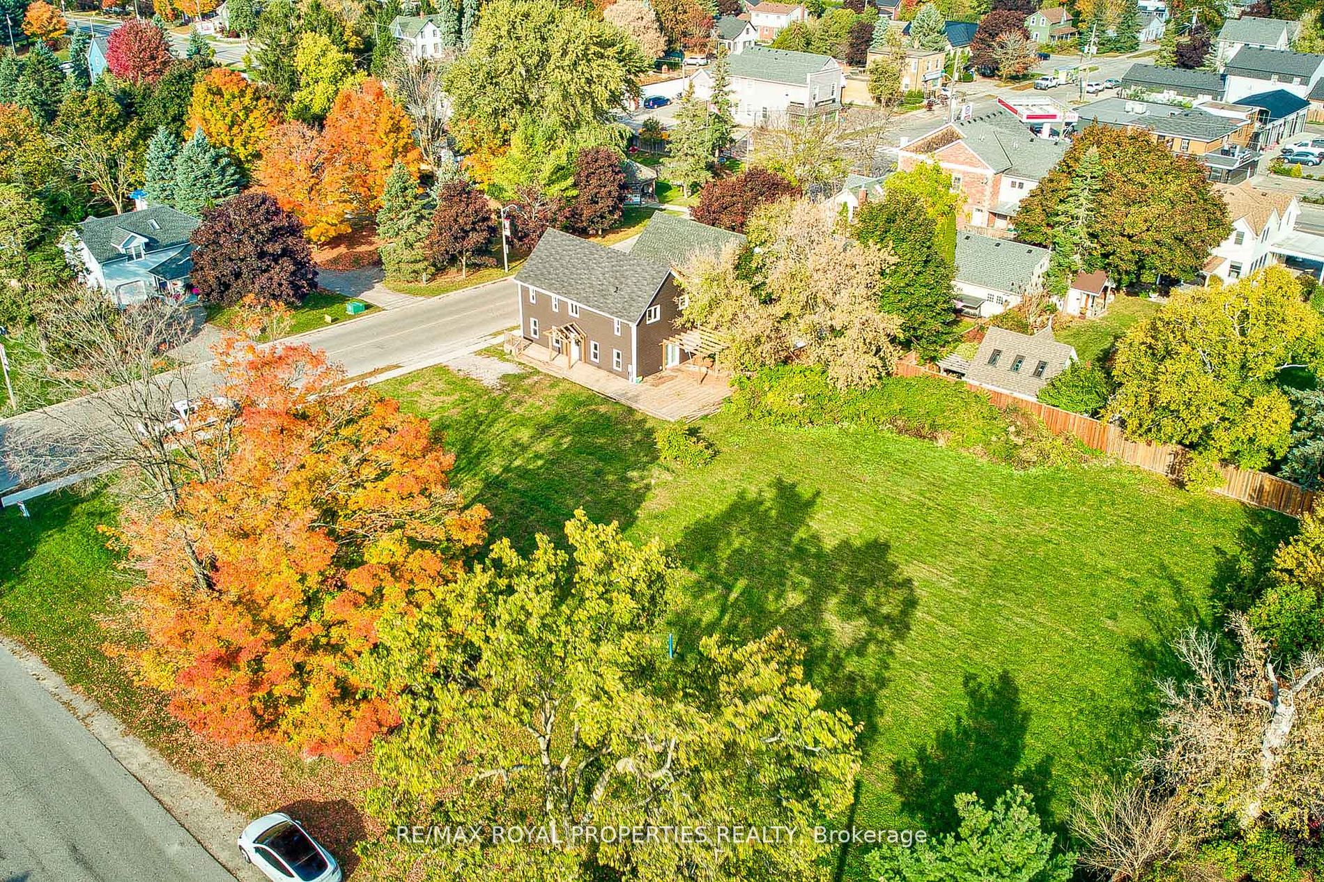 4973 Old Brock Rd