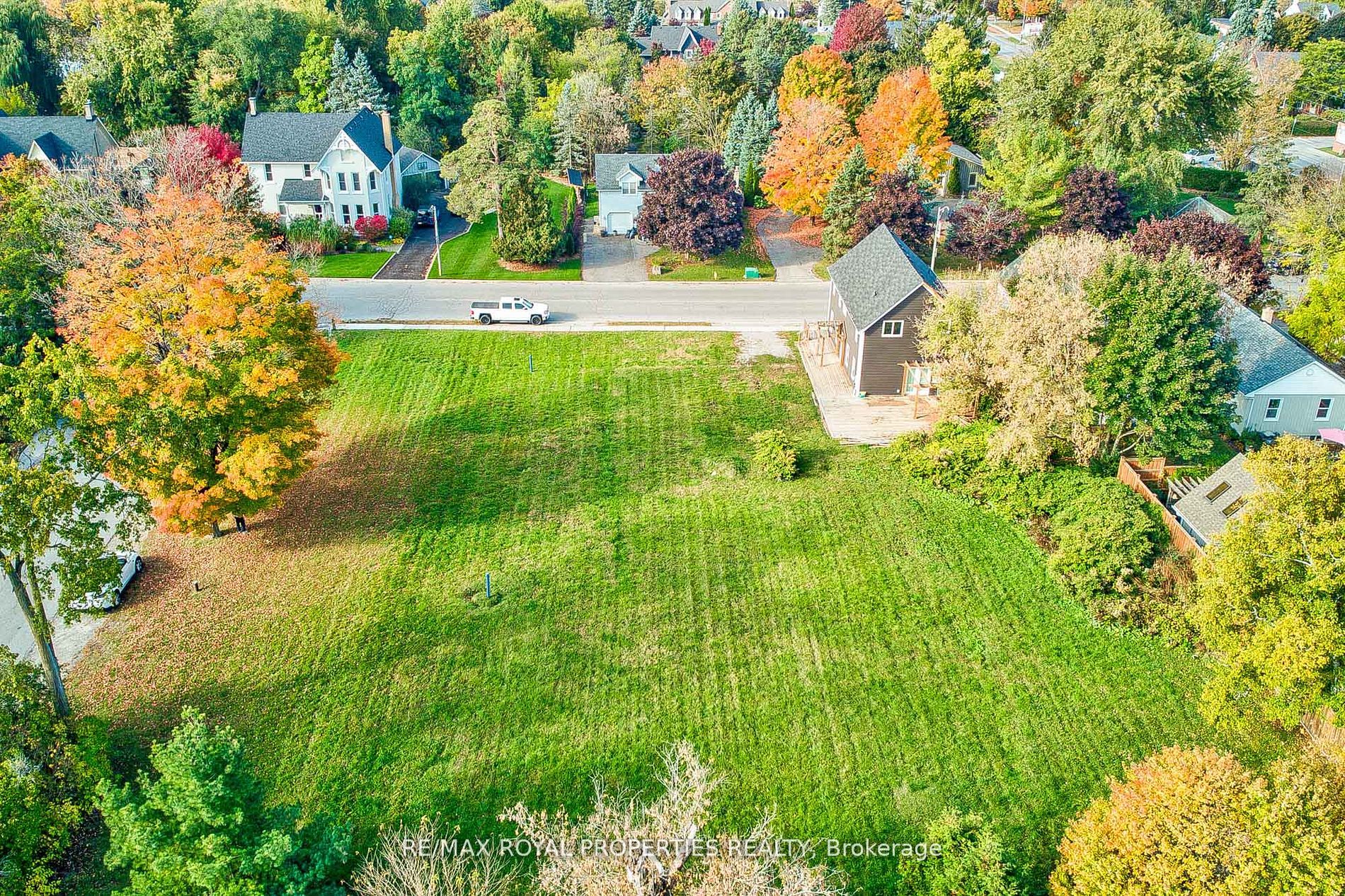 4973 Old Brock Rd