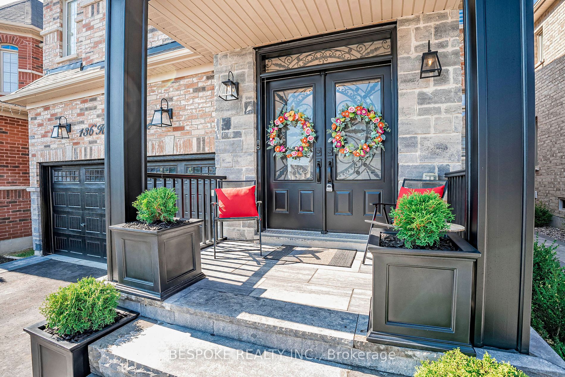 136 Hurst Dr
