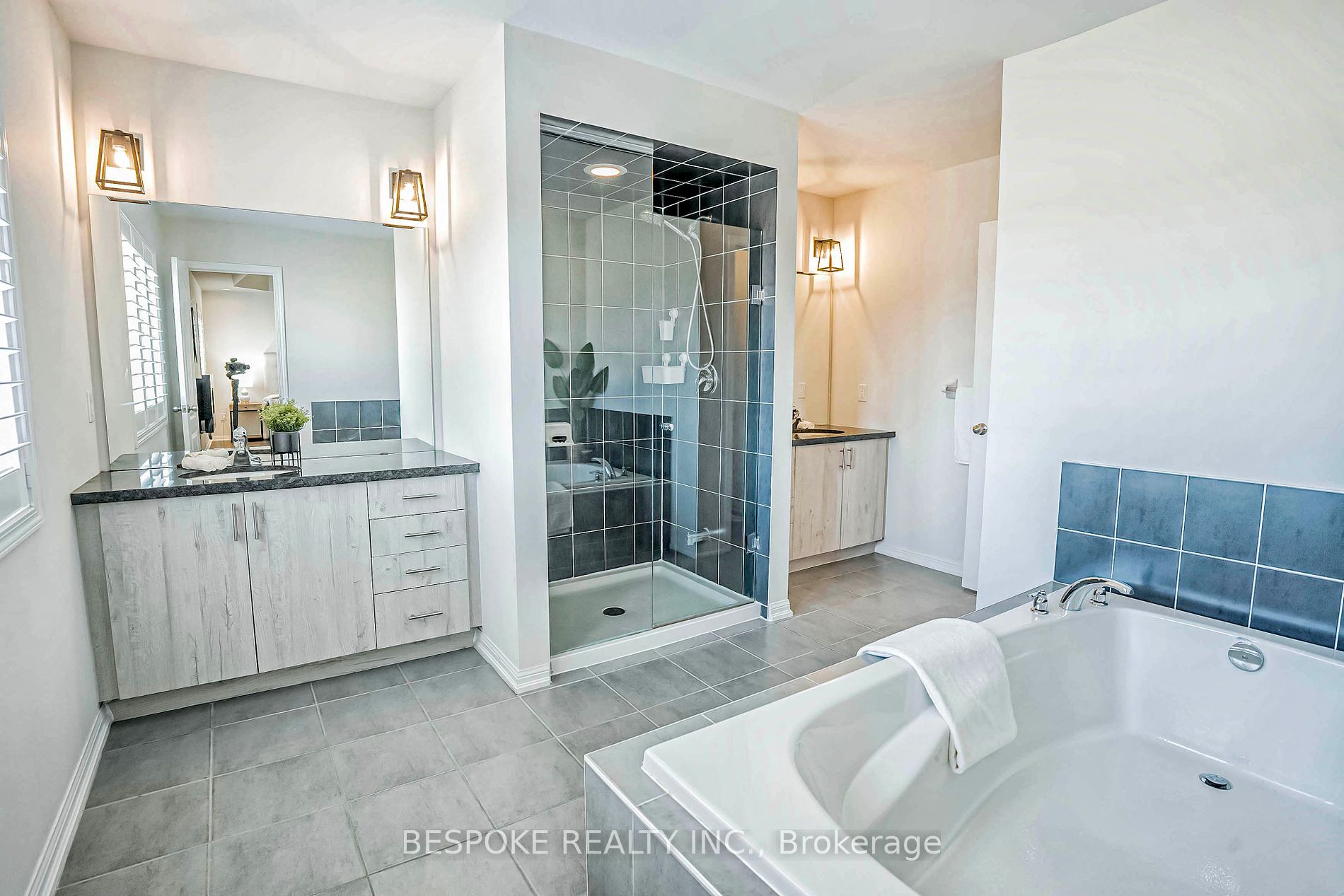 136 Hurst Dr