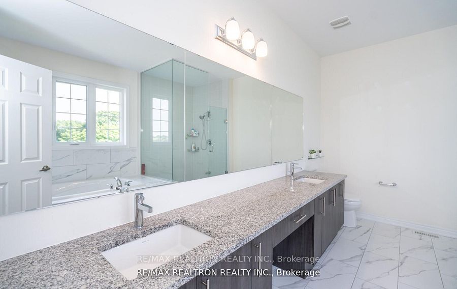 2496 Orchestrate Dr
