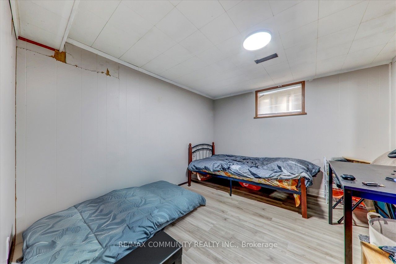 7 Princemere Cres