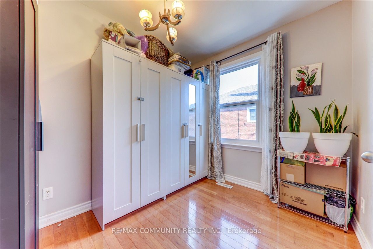 7 Princemere Cres