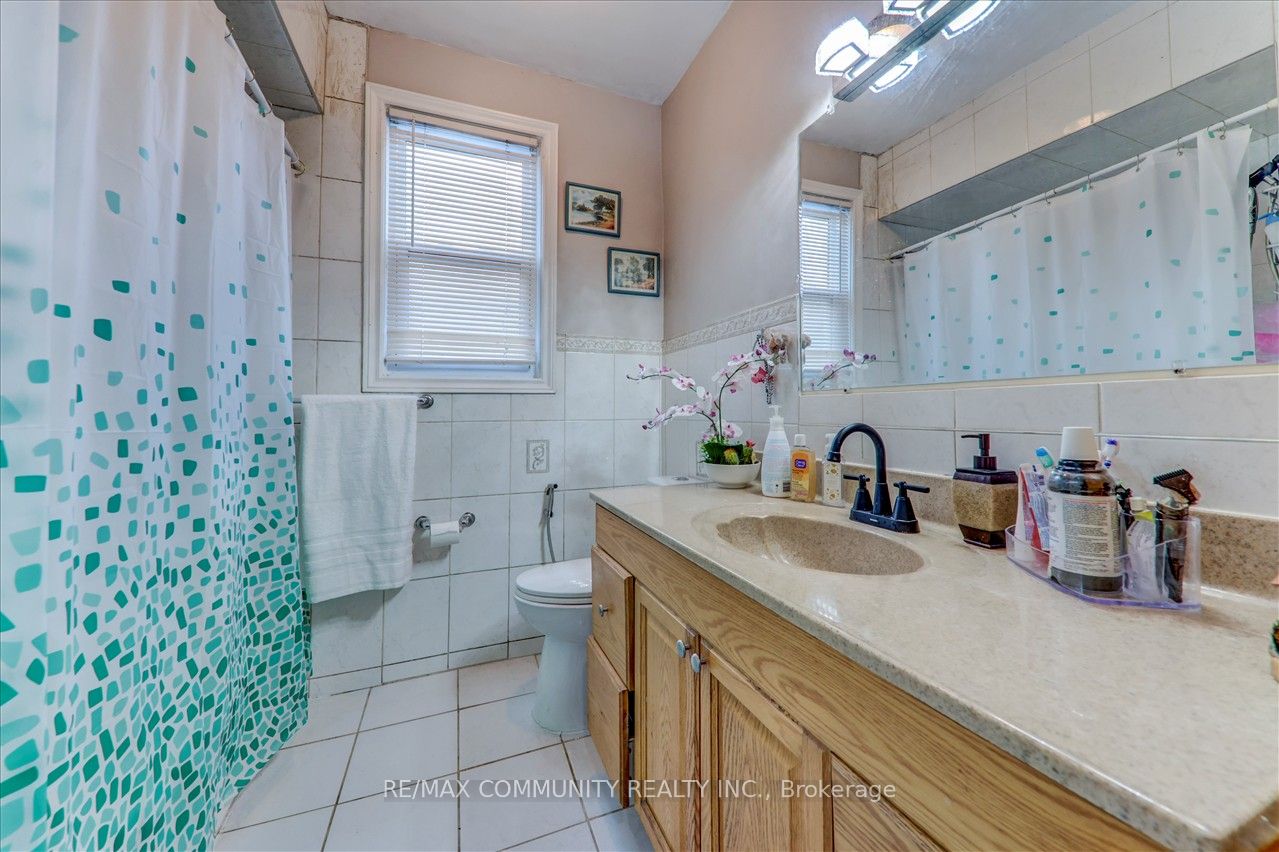7 Princemere Cres