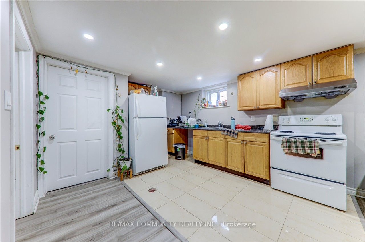 7 Princemere Cres