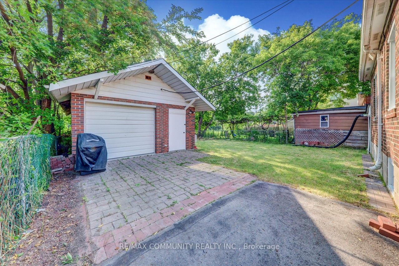 7 Princemere Cres