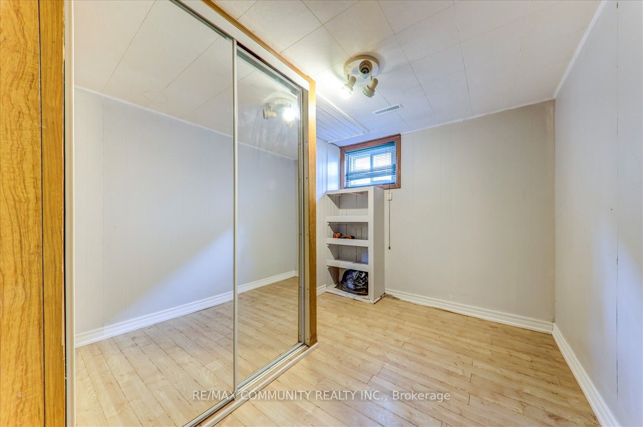 7 Princemere Cres