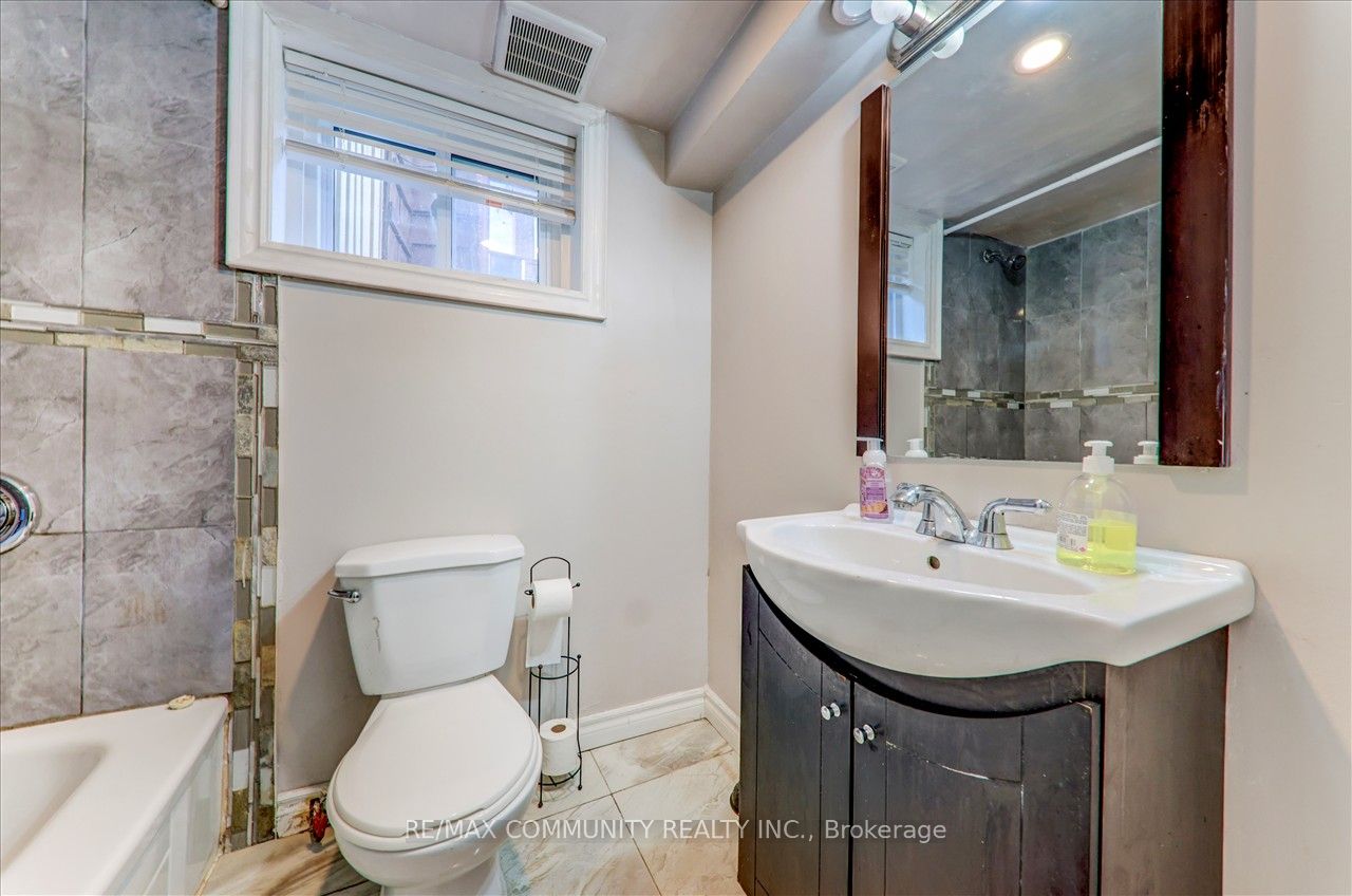 7 Princemere Cres