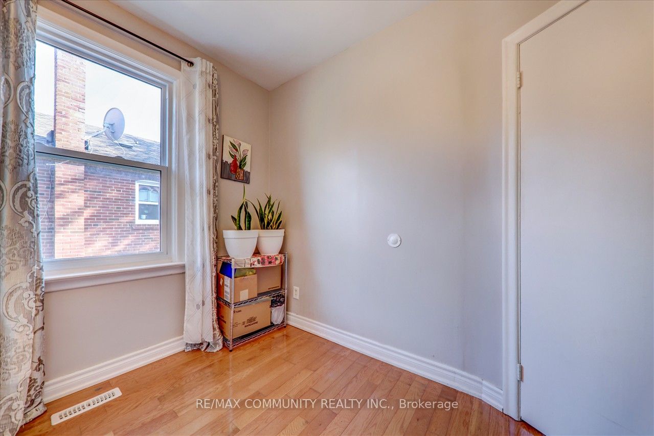 7 Princemere Cres