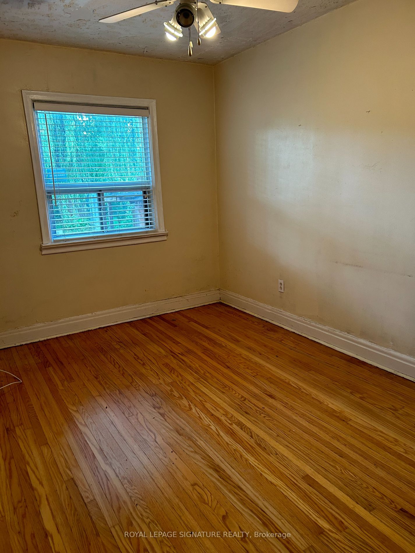 120 Bertrand Ave