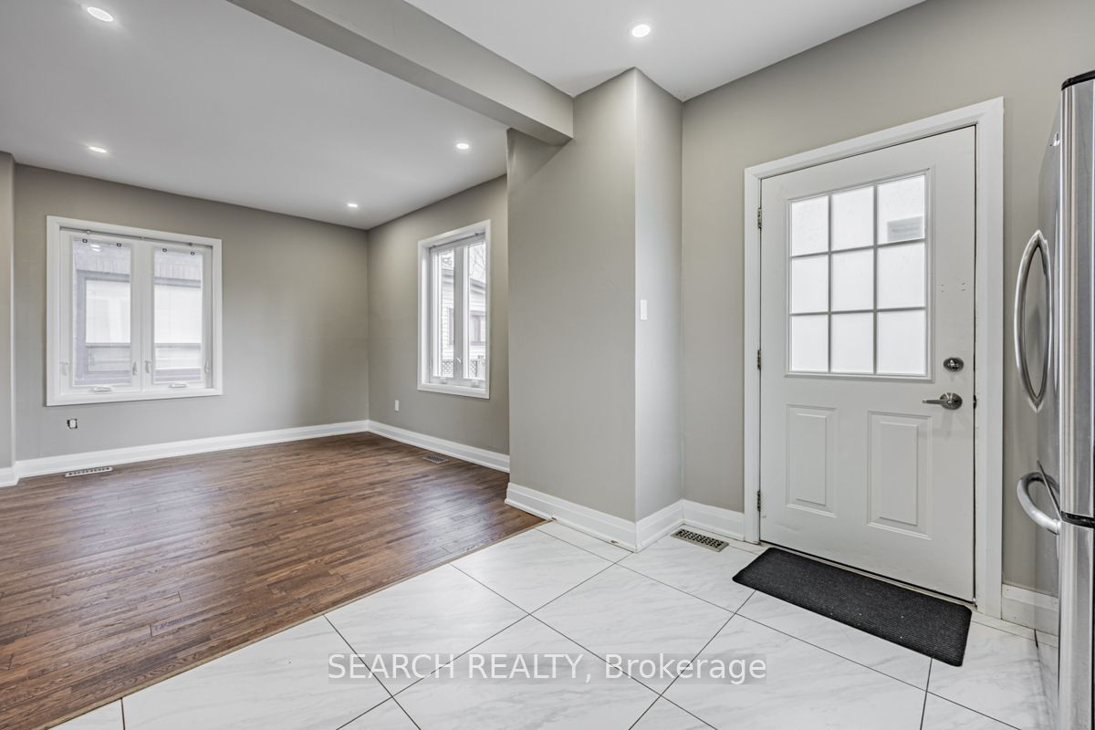 201 Ritson Rd S