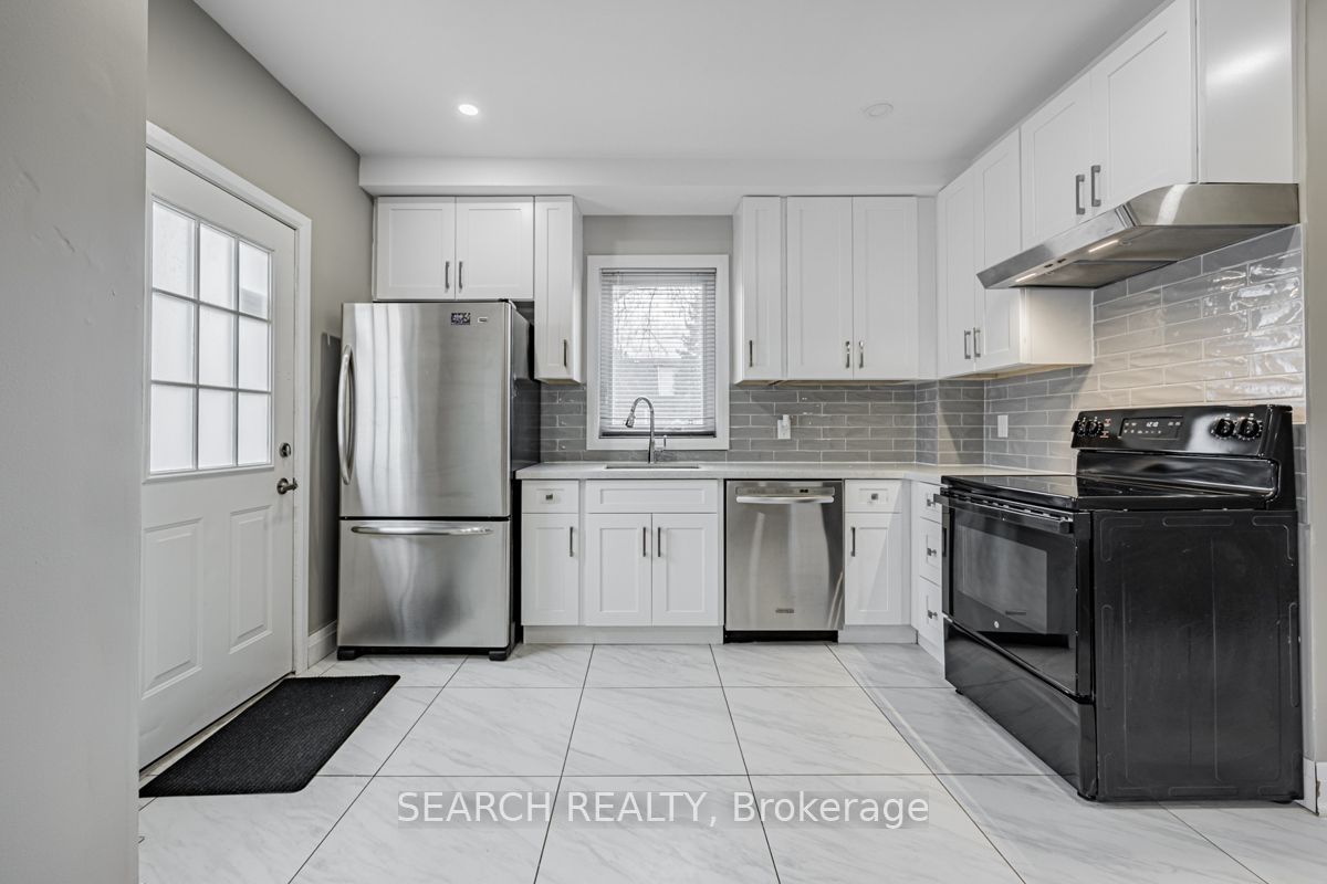 201 Ritson Rd S