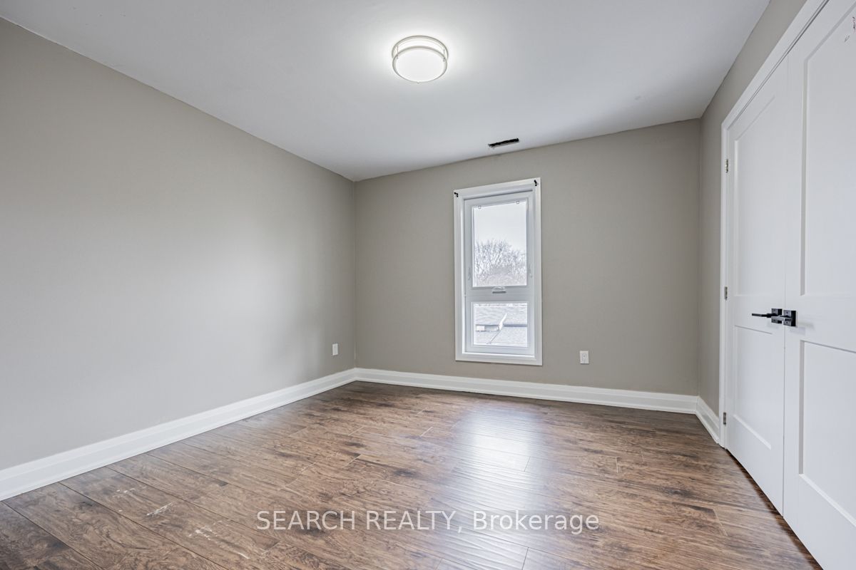 201 Ritson Rd S
