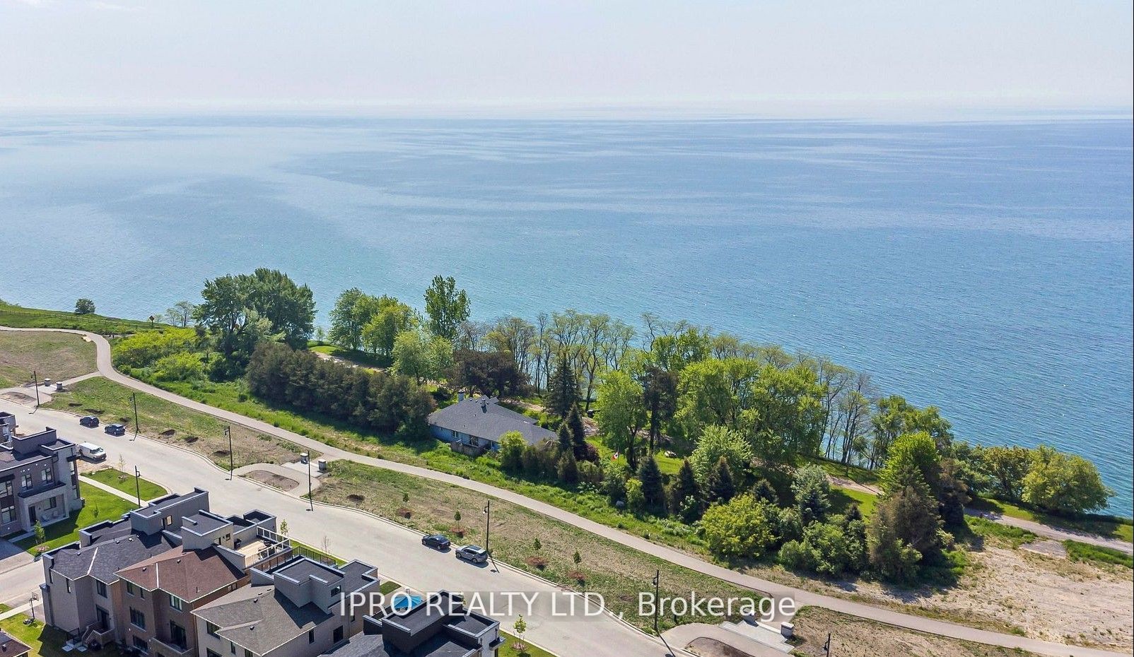 215 Port Darlington Rd