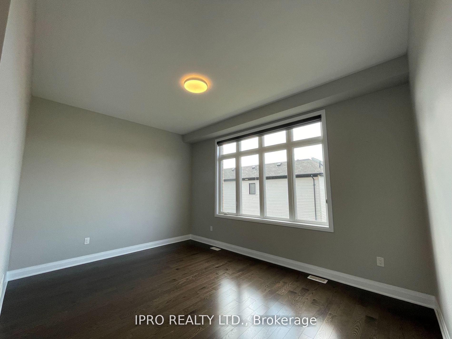 215 Port Darlington Rd