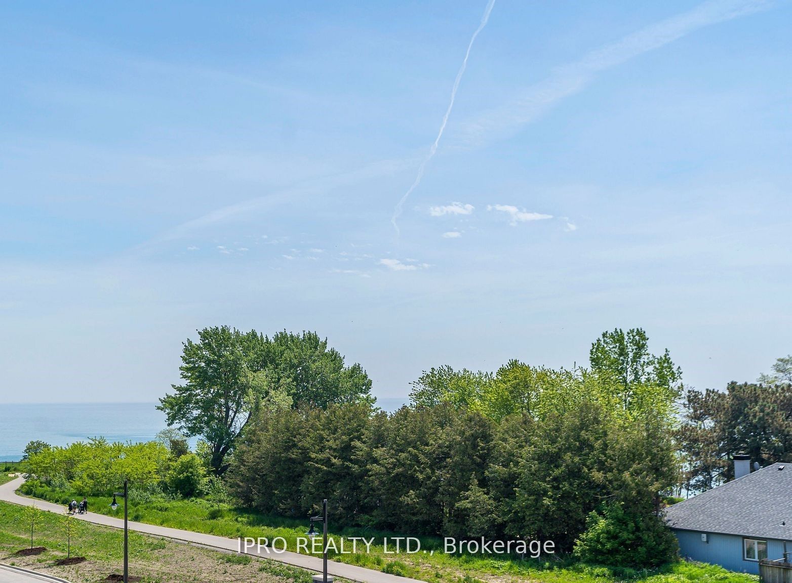 215 Port Darlington Rd