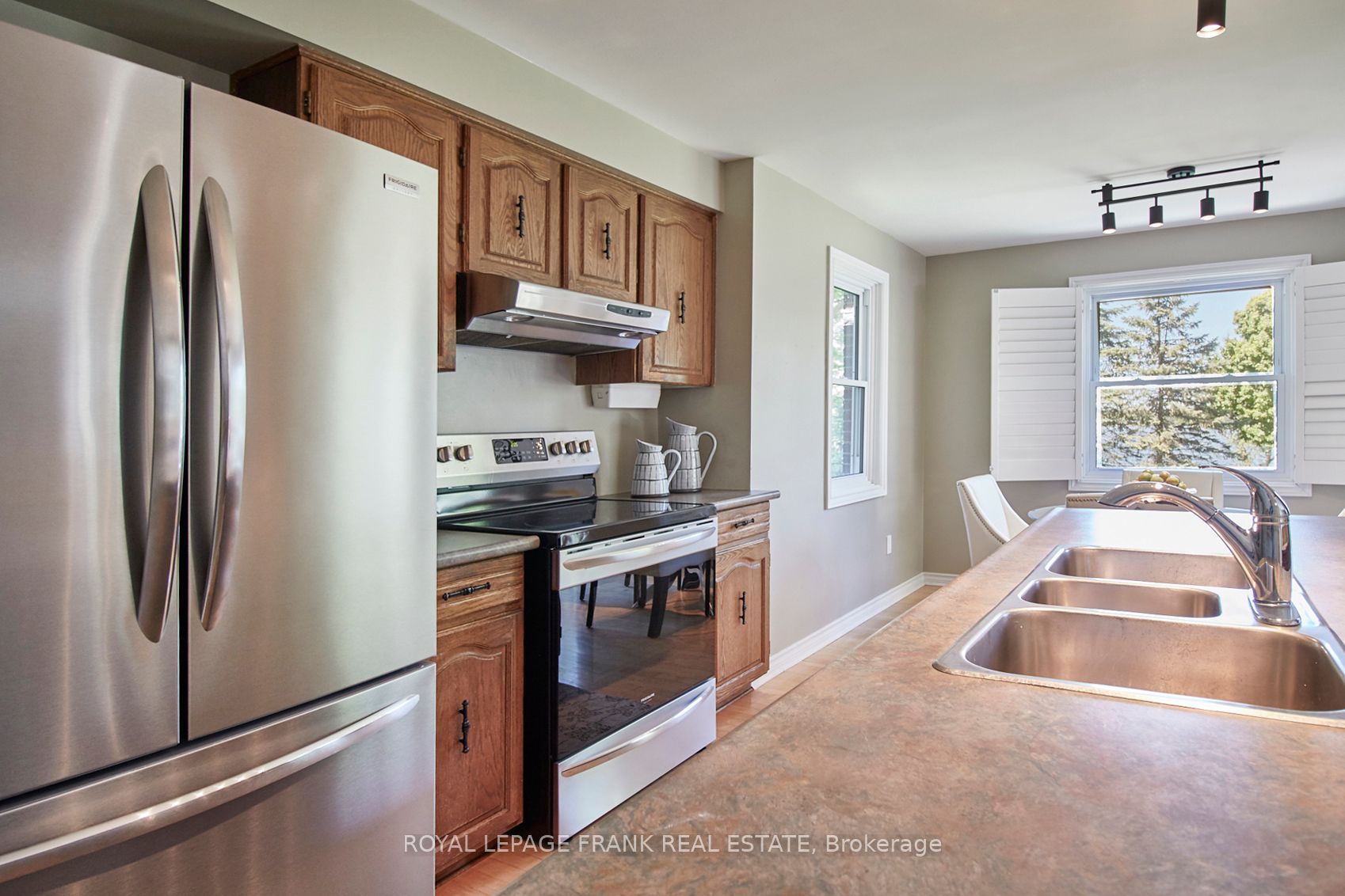 572 Fralicks Beach Rd