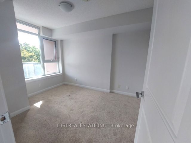190 Borough Dr, #707