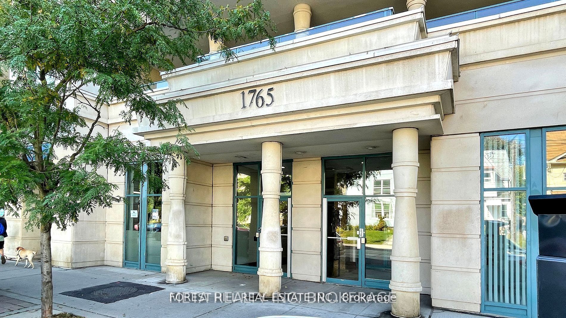 1765 Queen St E, #306