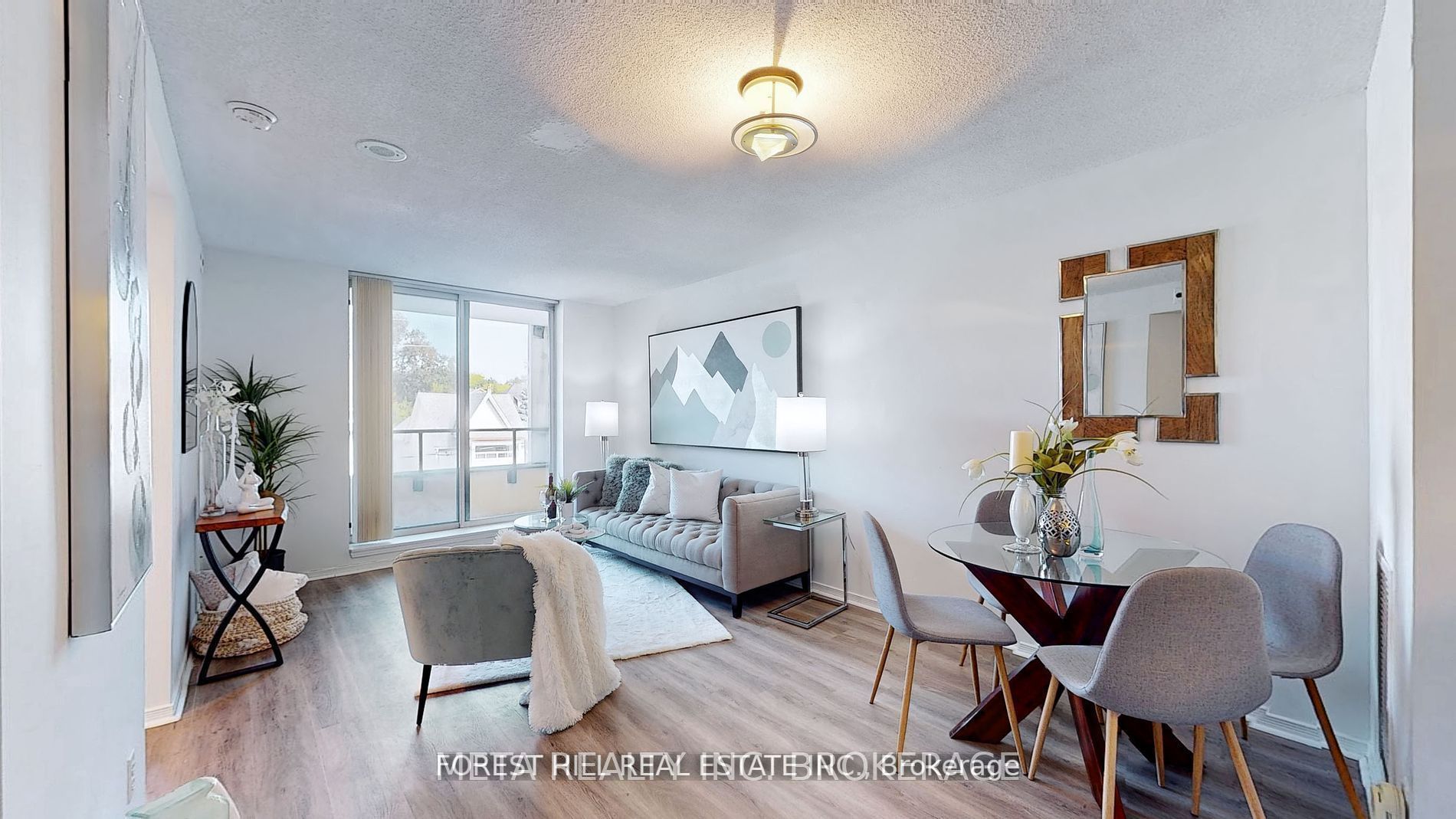 1765 Queen St E, #306