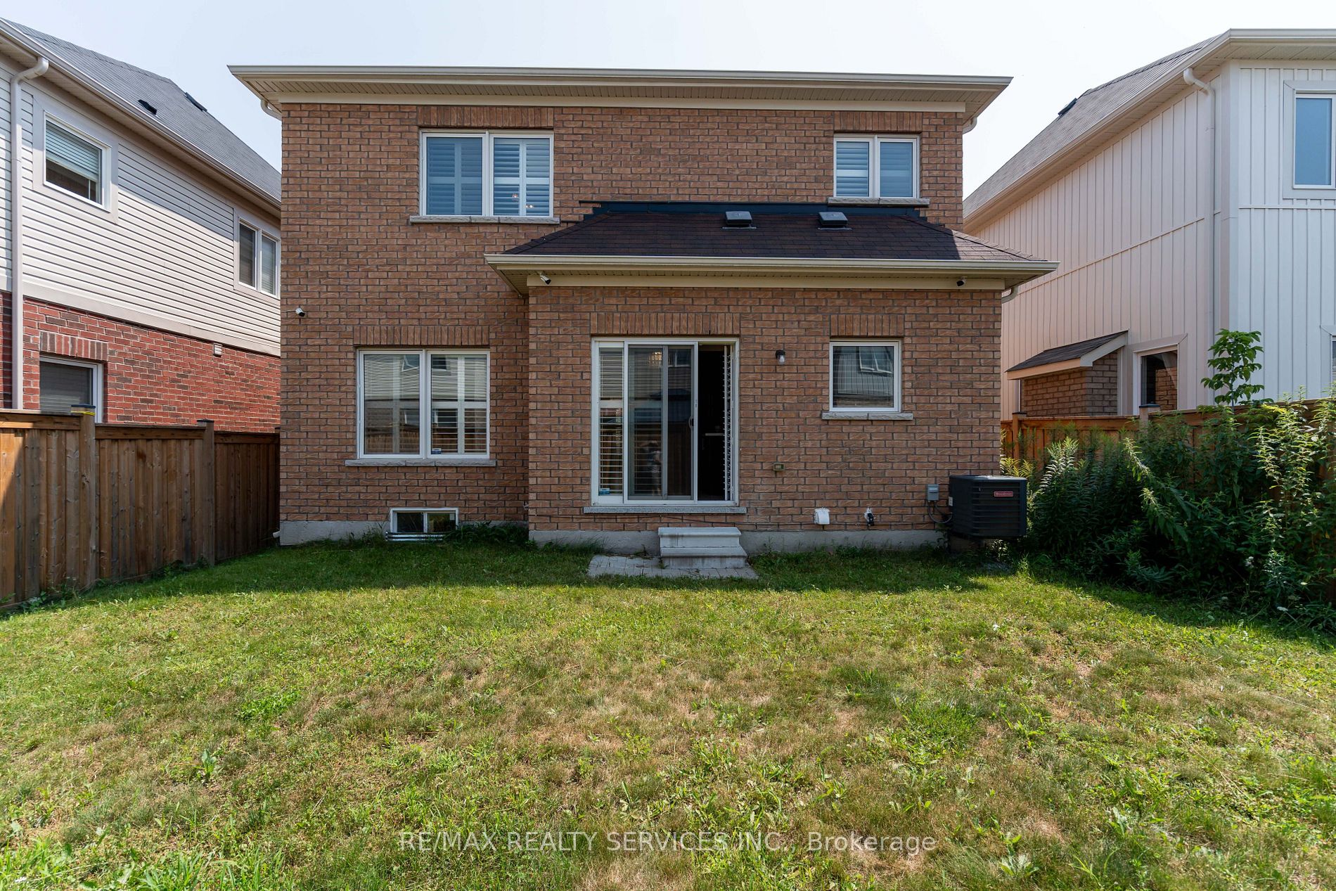 96 Bruce Cameron Dr