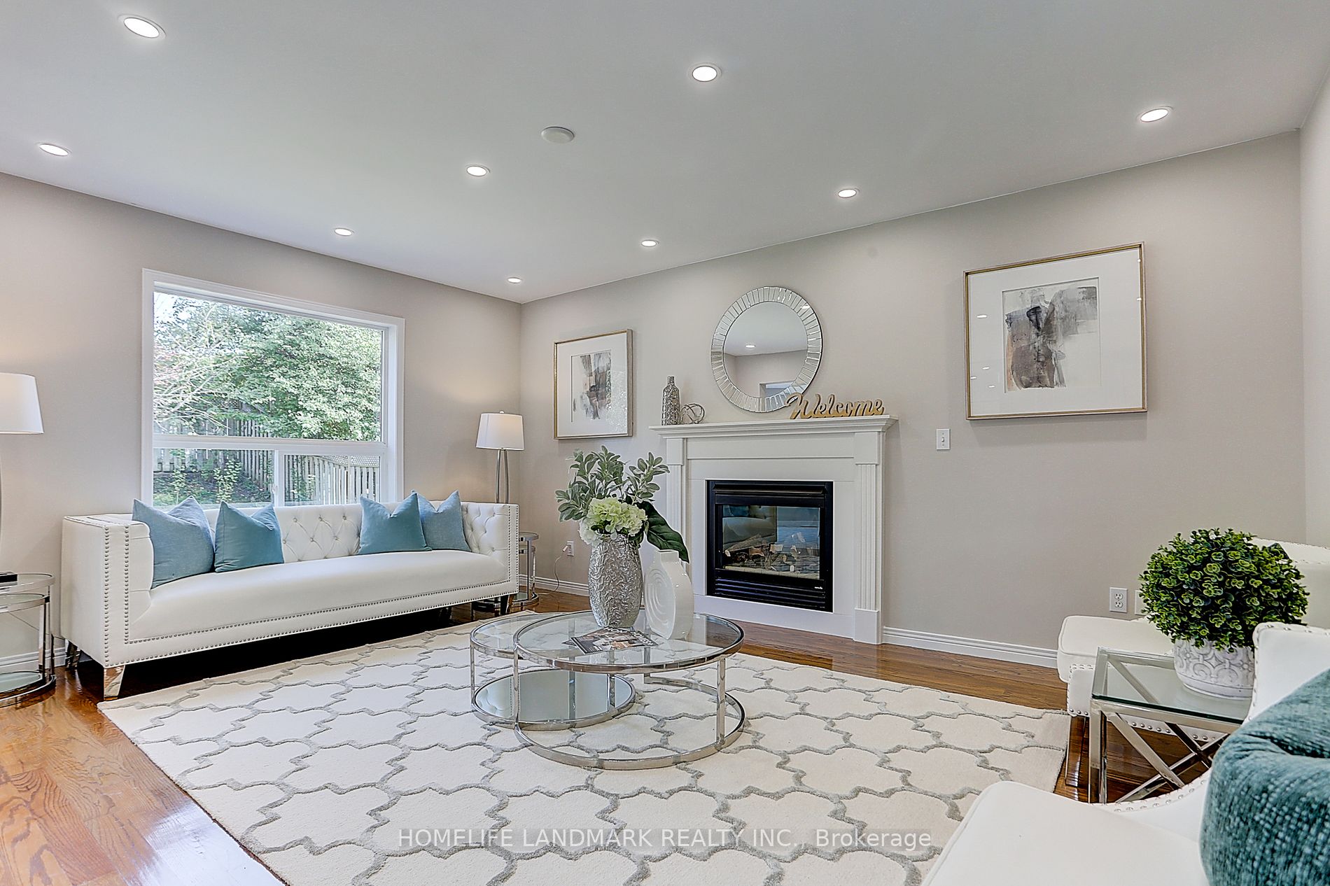 25 Mac Carl Cres