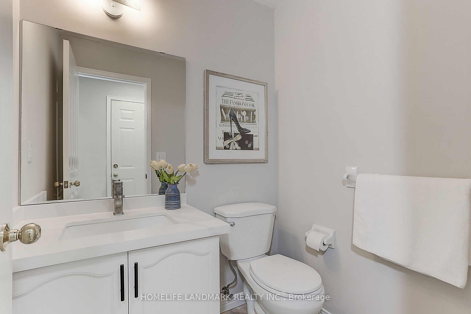 25 Mac Carl Cres