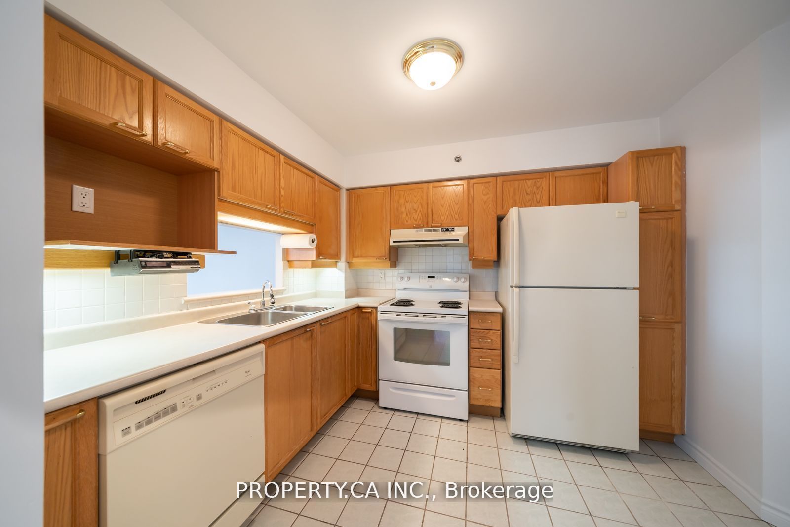 115 Bonis Ave, #412