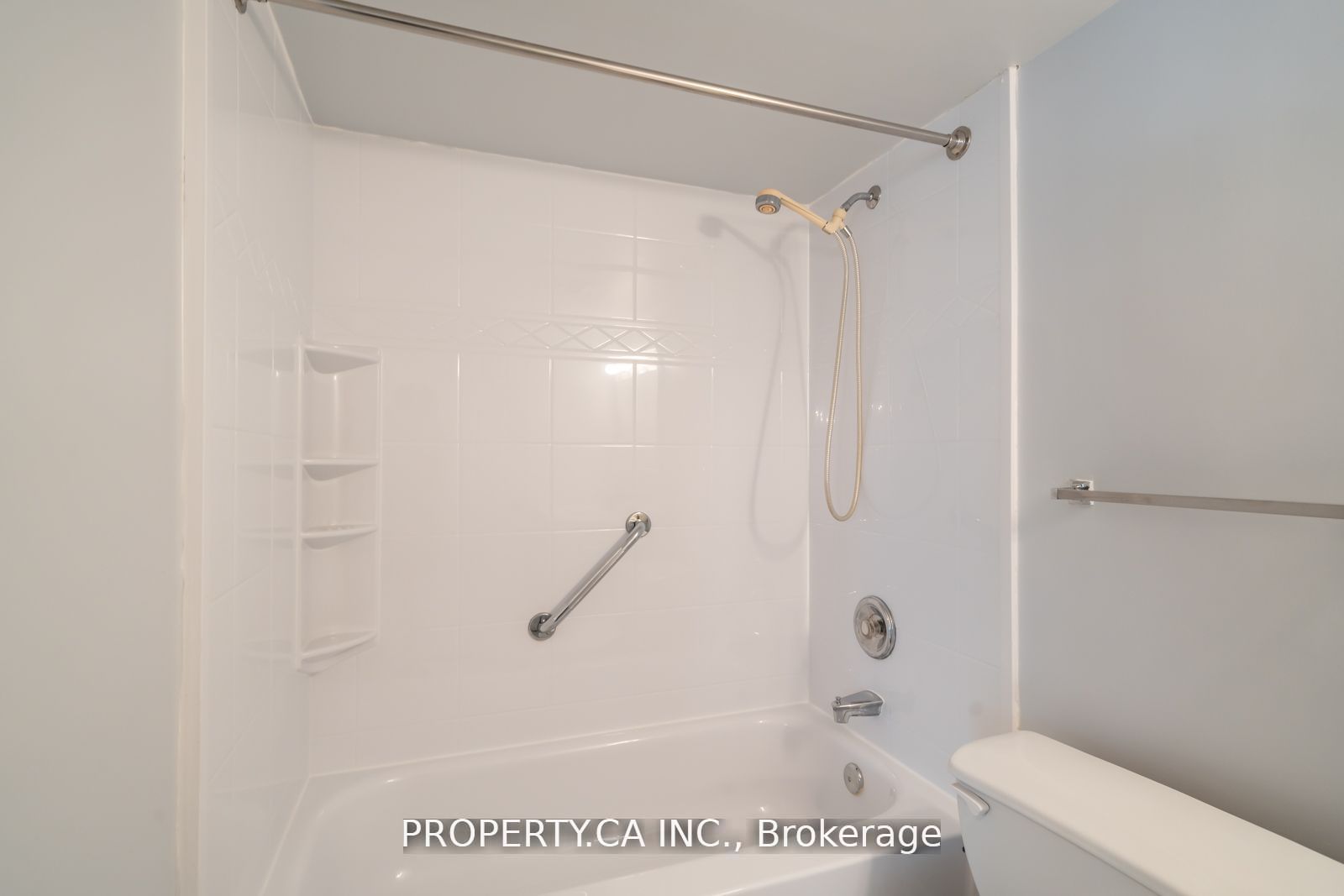 115 Bonis Ave, #412