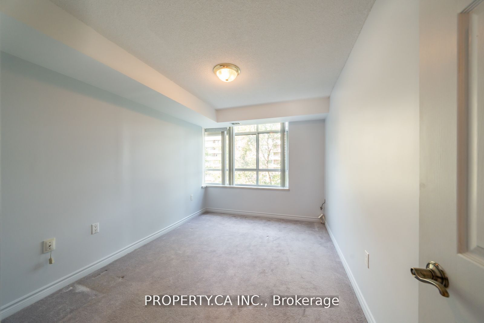 115 Bonis Ave, #412