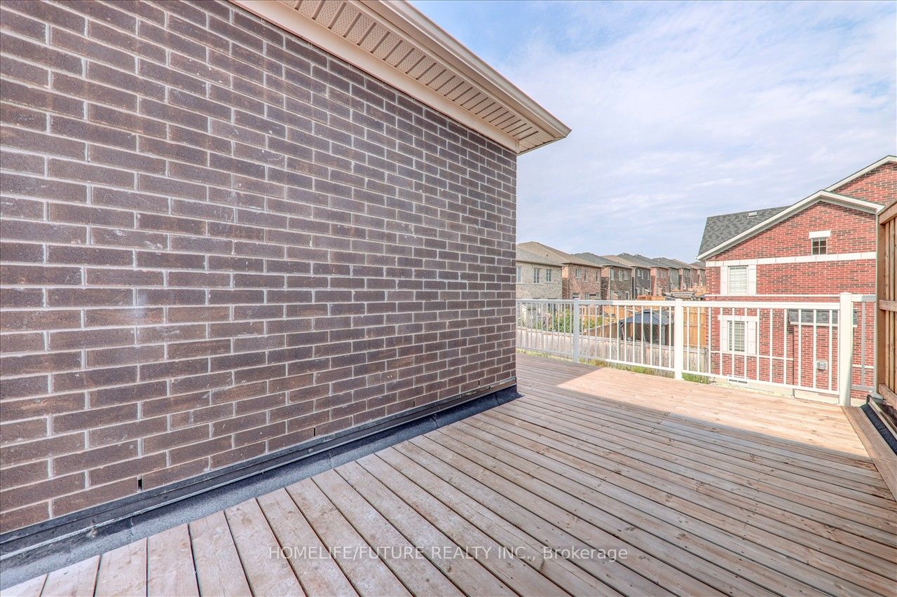 1130 Baltic Lane