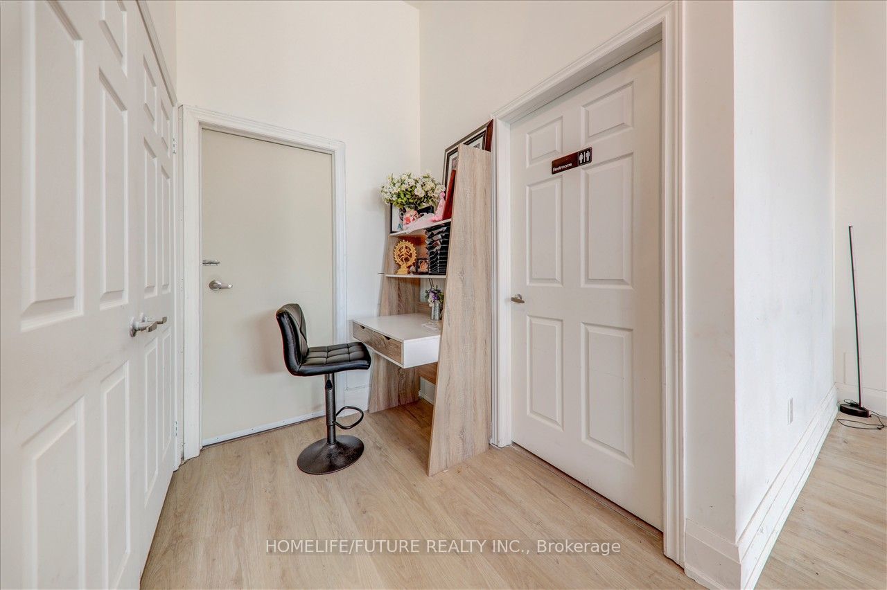 1130 Baltic Lane