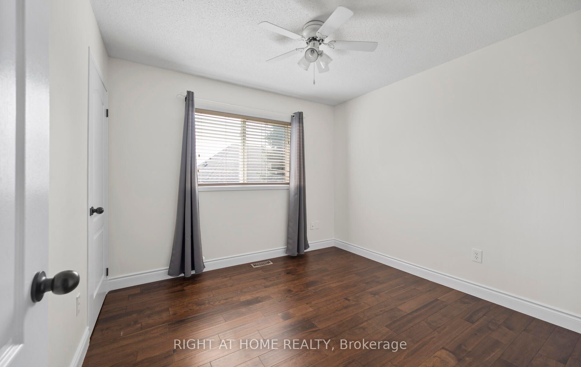 10 Harmer Dr