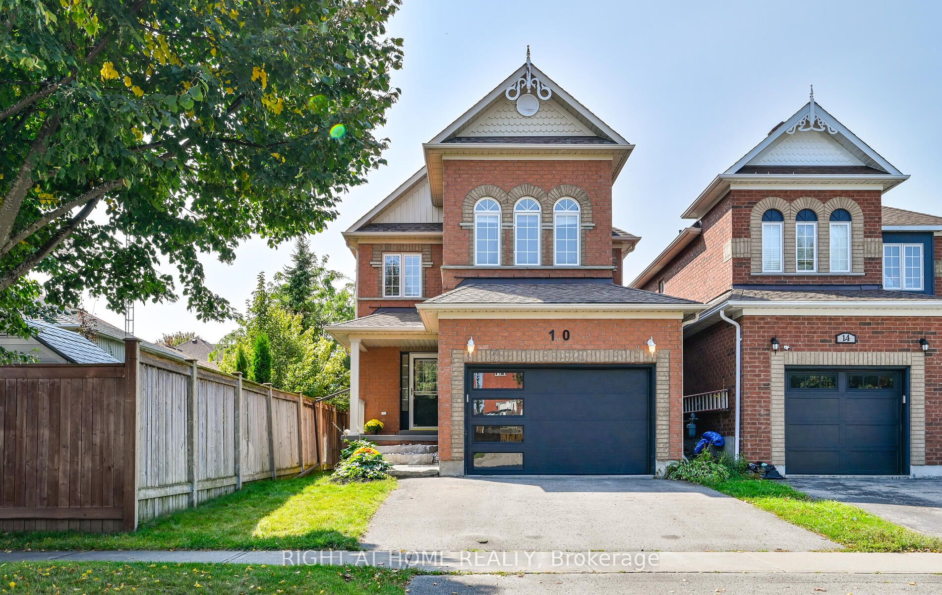 10 Harmer Dr