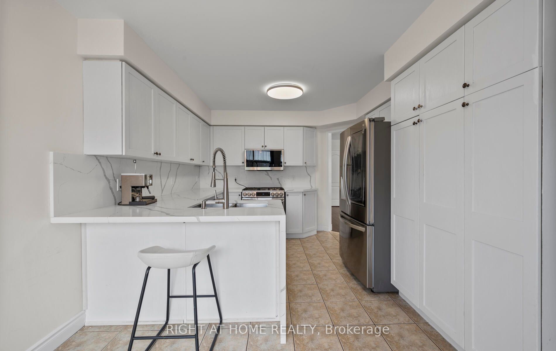 10 Harmer Dr