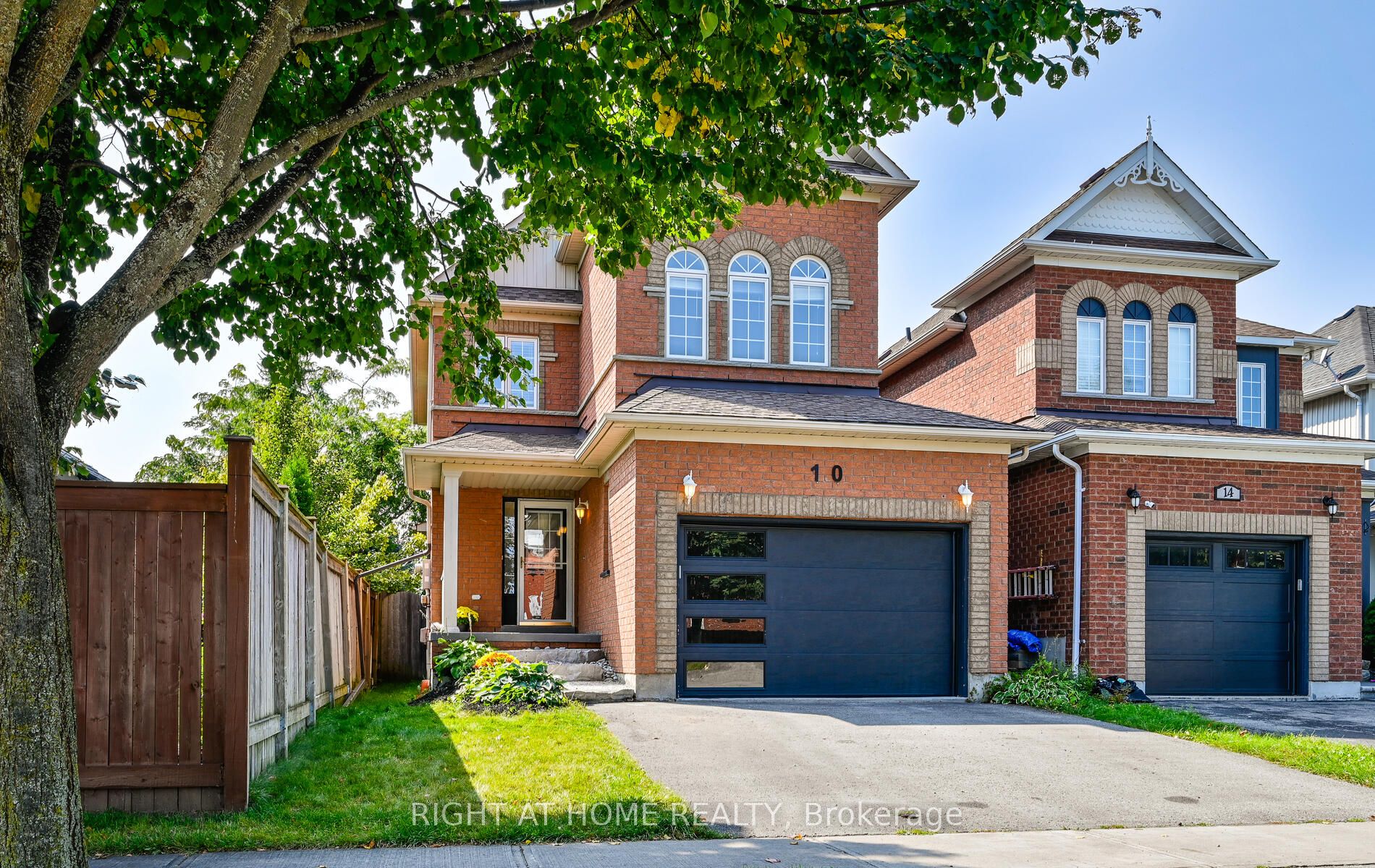 10 Harmer Dr