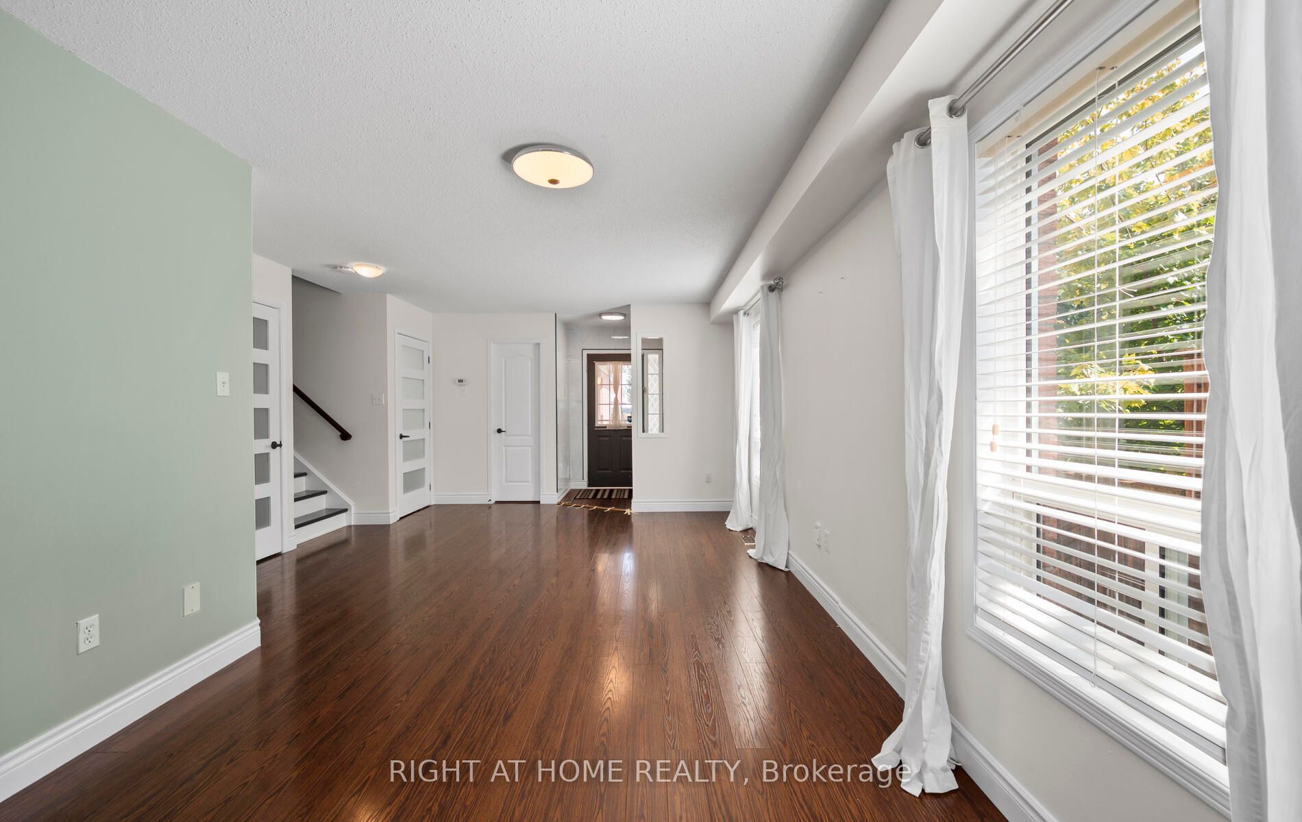 10 Harmer Dr
