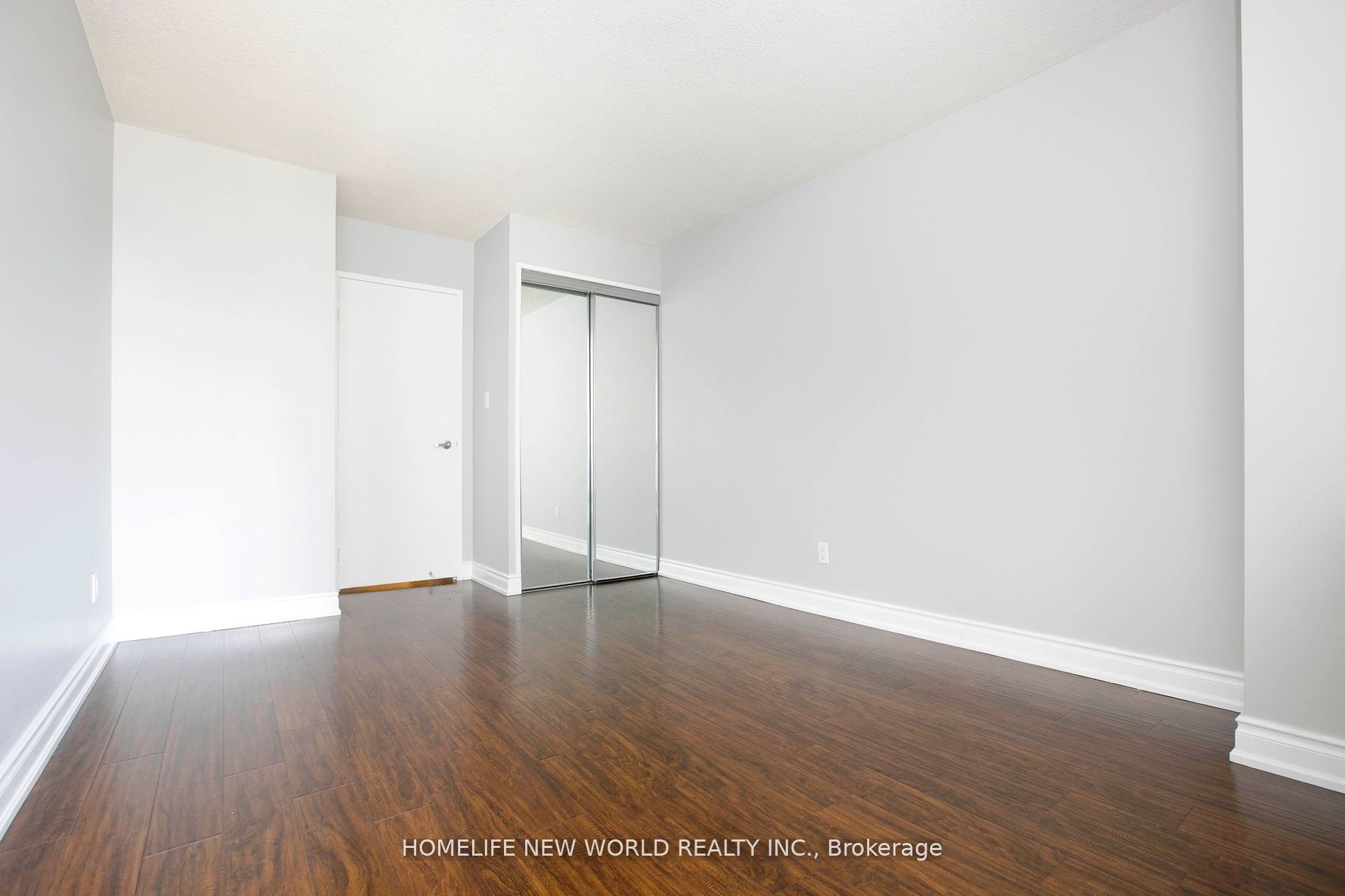 25 Bamburgh Circ, #1735
