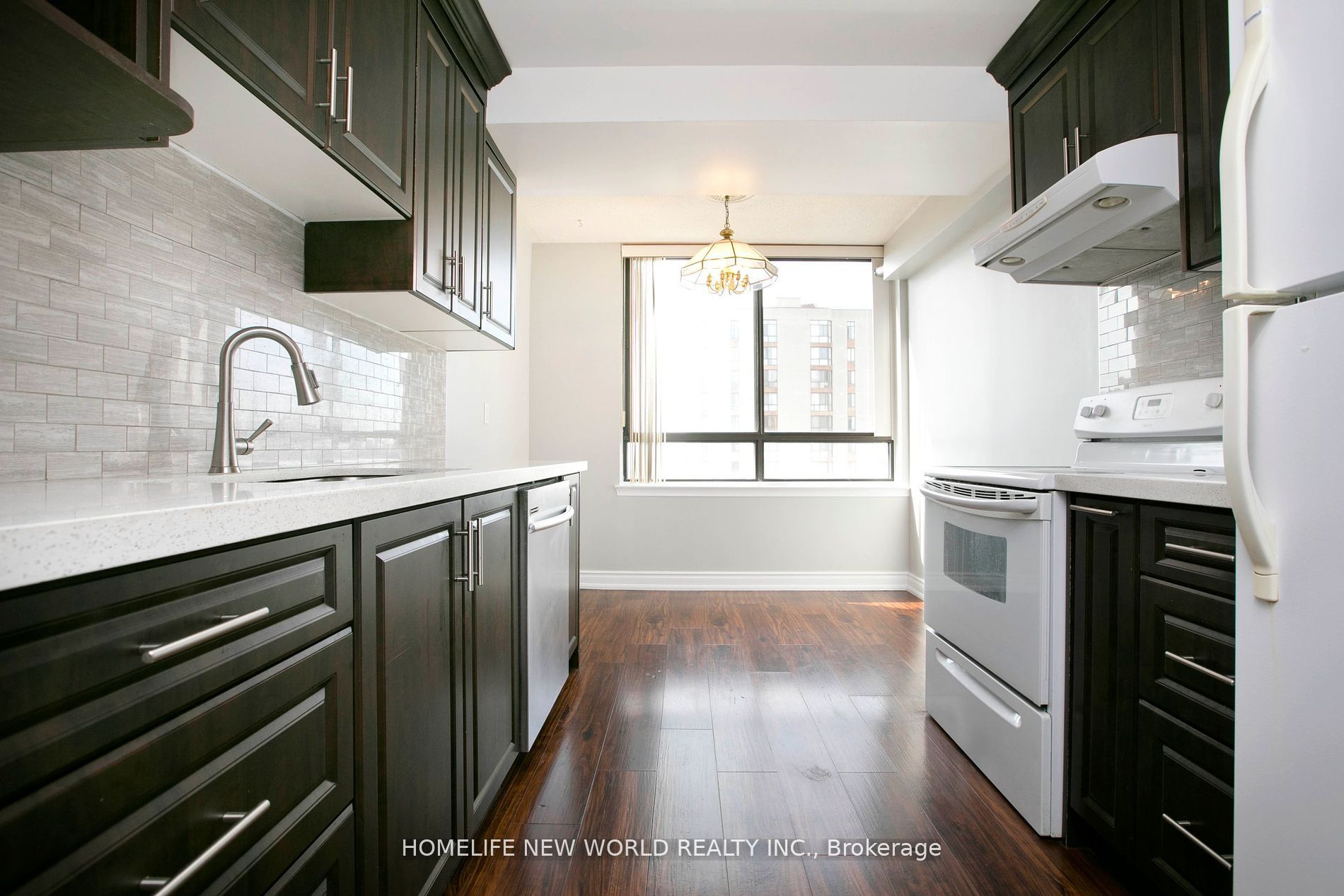 25 Bamburgh Circ, #1735