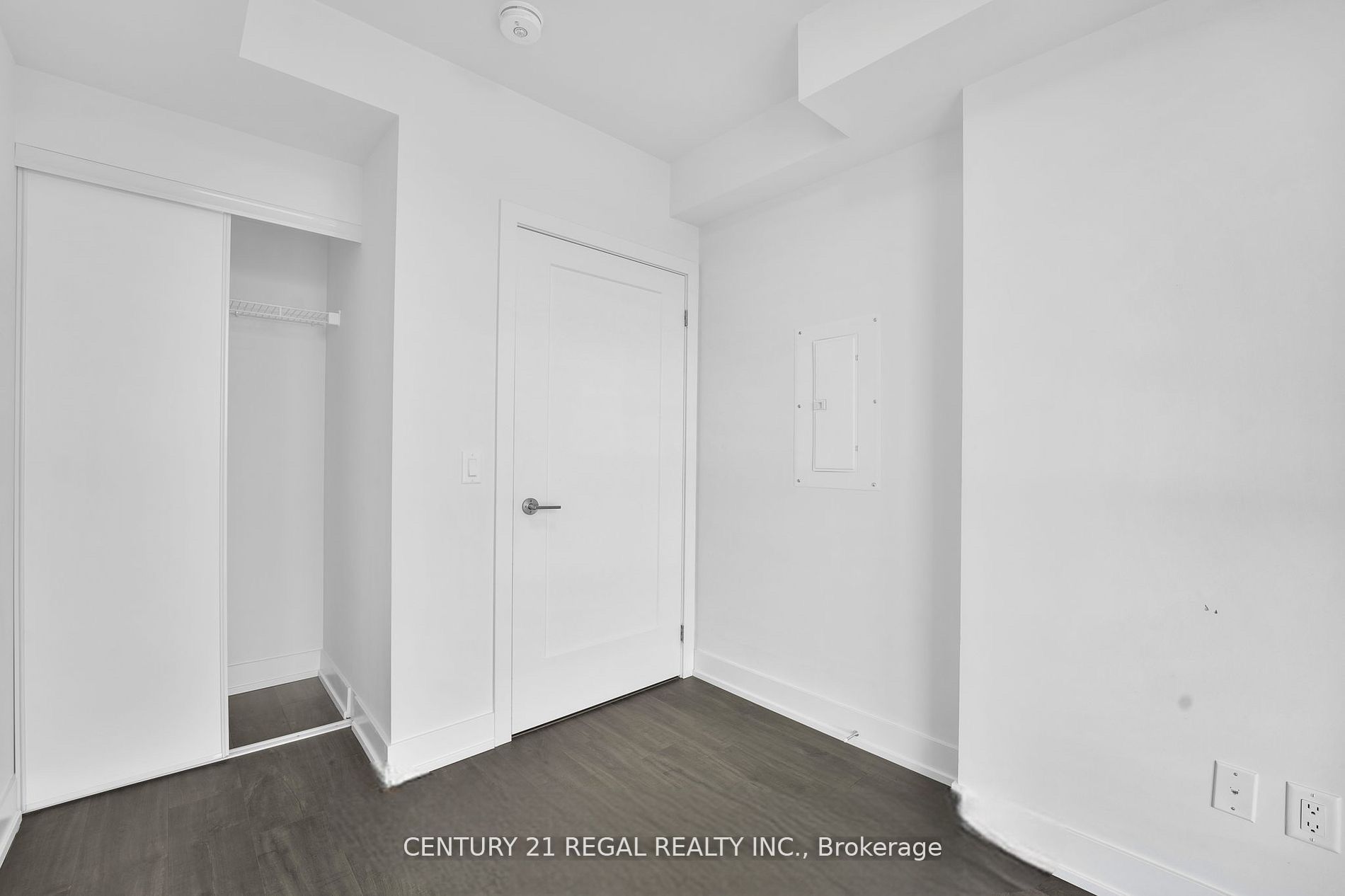 2550 Simcoe St N, #2518