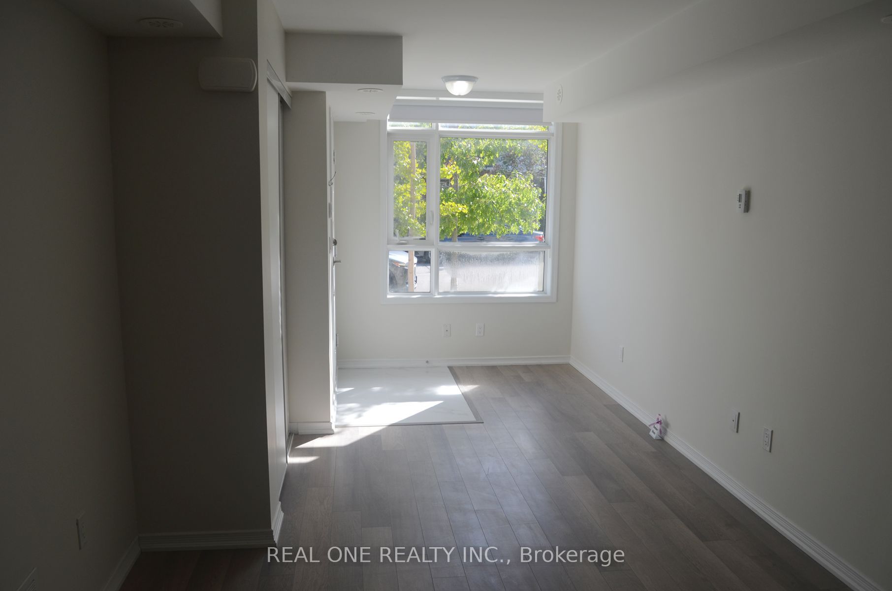 1070 Progress Ave, #202