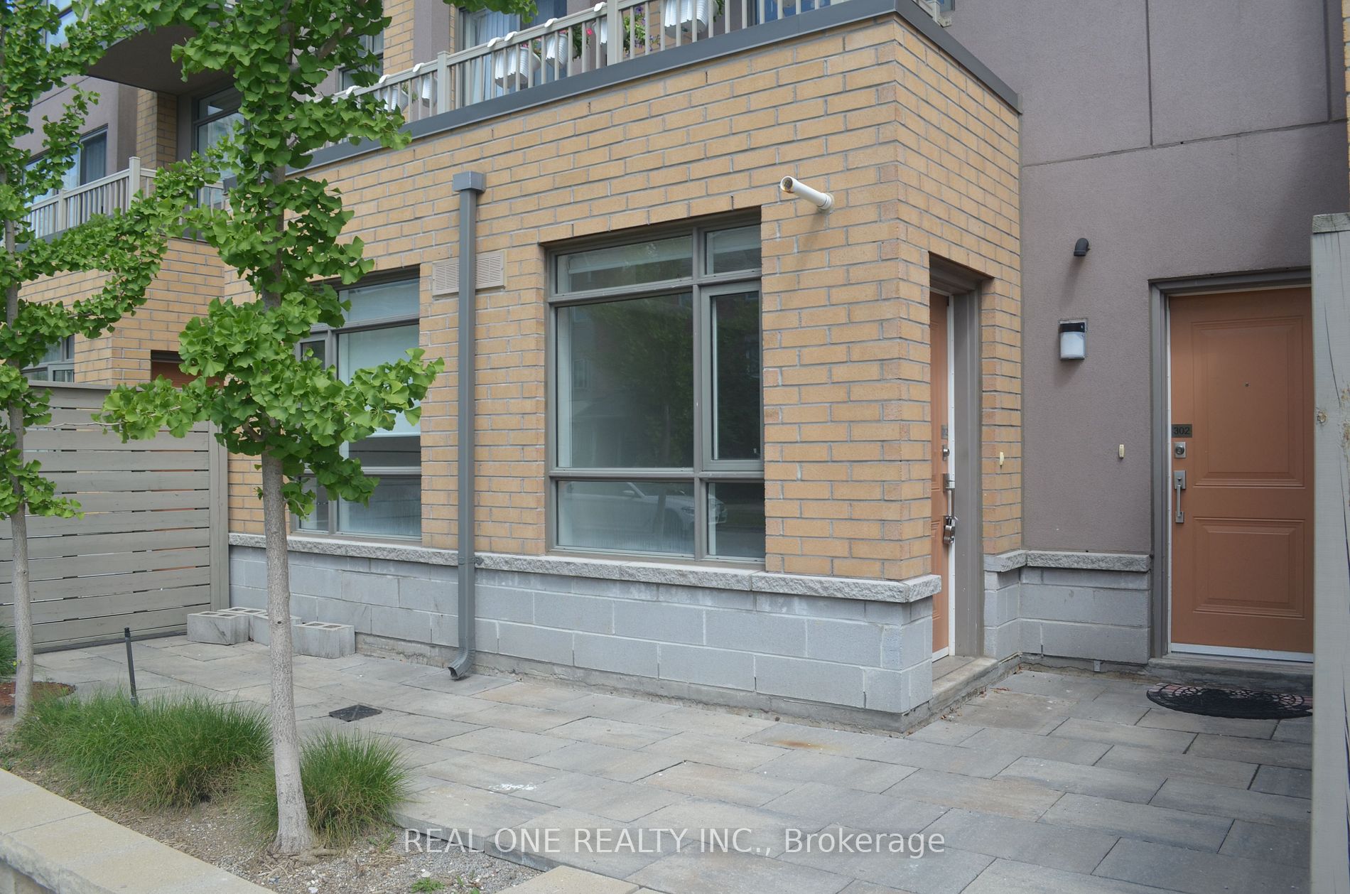 1070 Progress Ave, #202