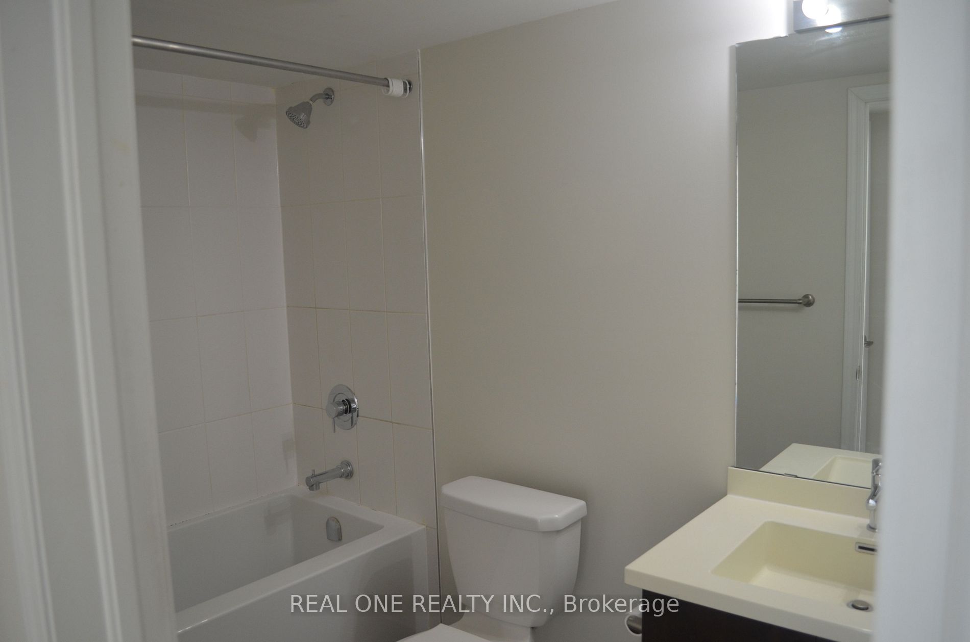 1070 Progress Ave, #202