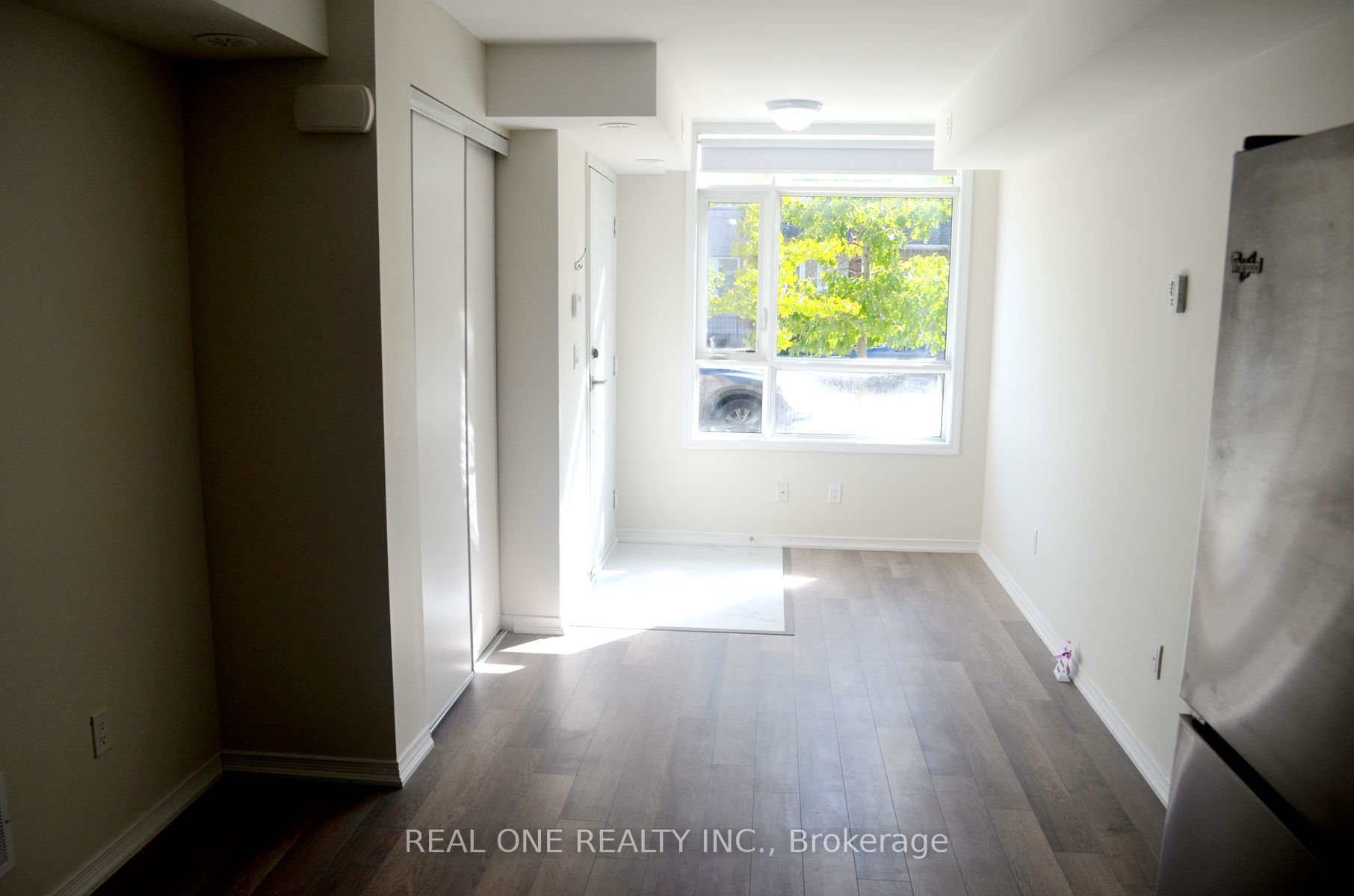 1070 Progress Ave, #202