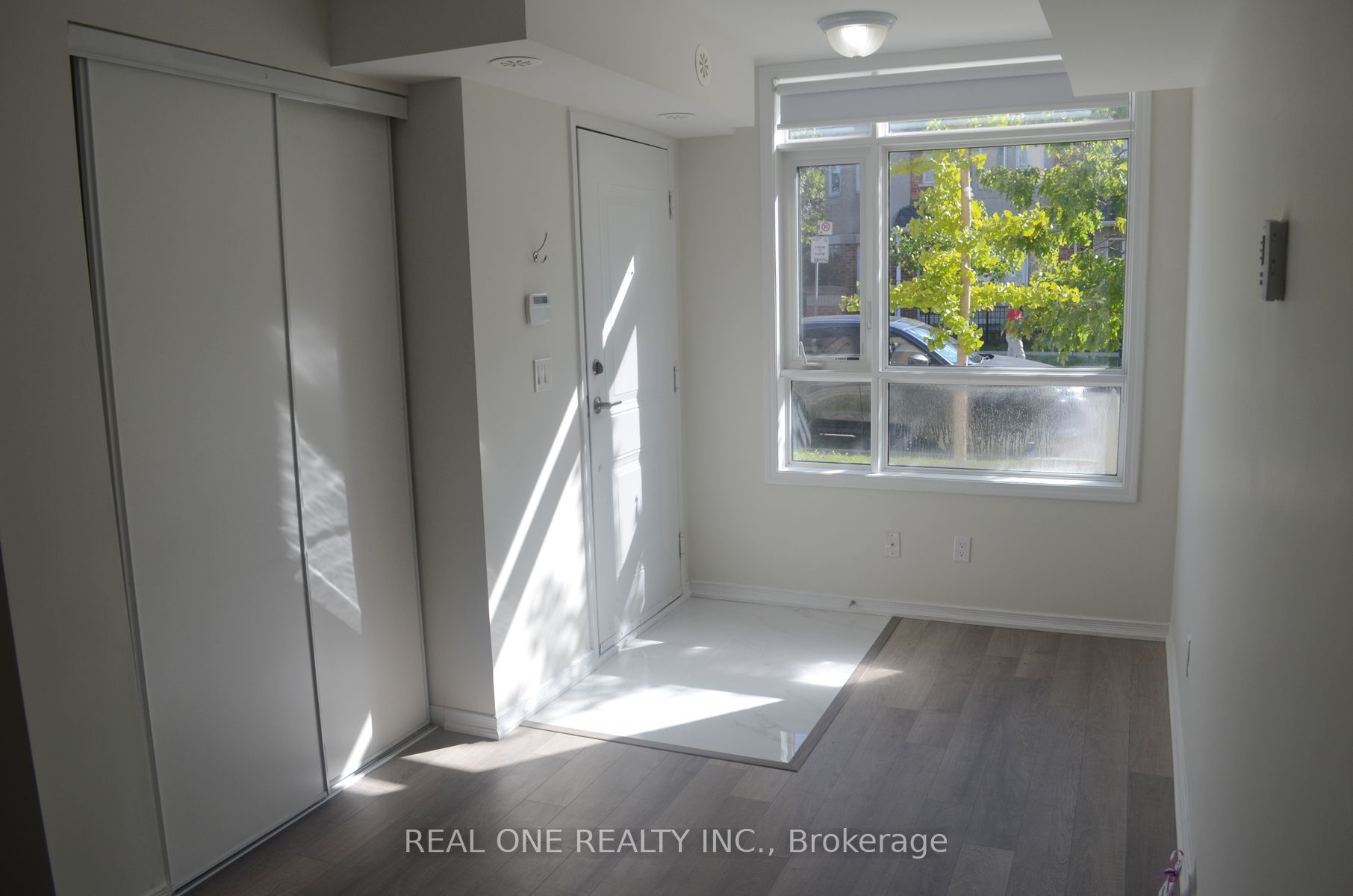 1070 Progress Ave, #202