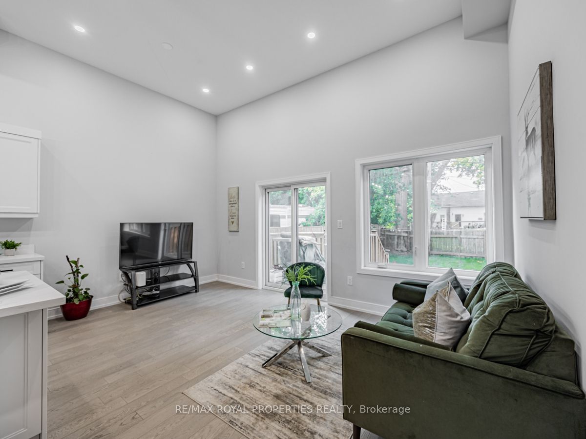 312 Anderson Avenue