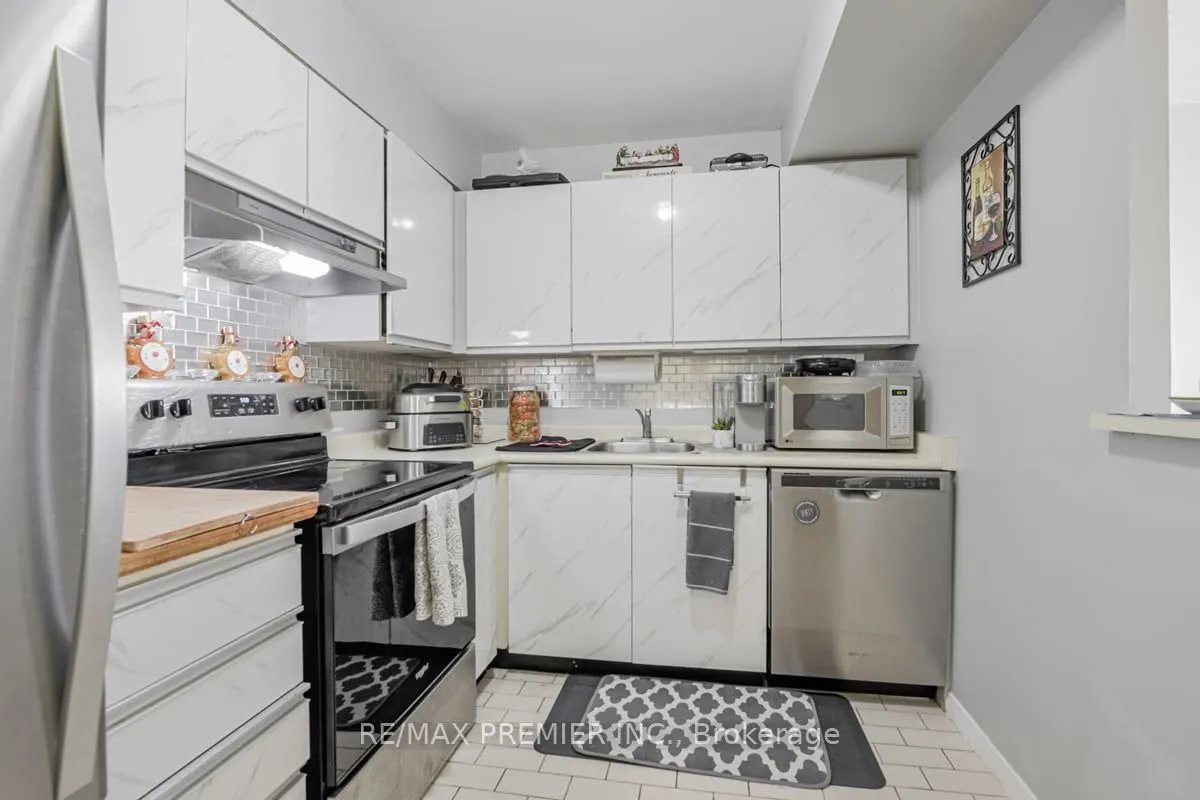 330 McCowan Rd, #1114